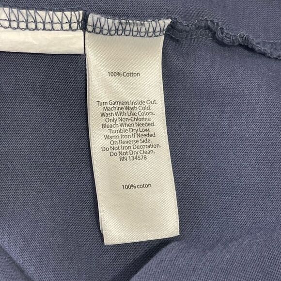 Vineyard Vines “Every Day Should Feel This Good” Men’s long sleeve navy blue tee - Picture 7 of 7